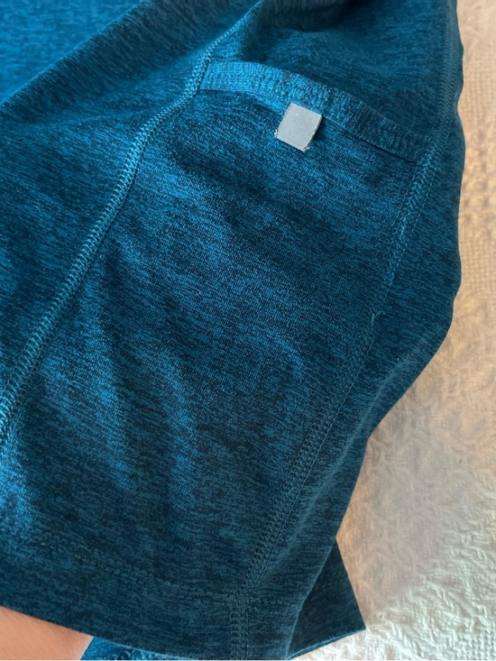 Nike Deep Teal Blue Heather Long Sleeve Runners Top with Peloton Sleeve Logo - Picture 8 of 11